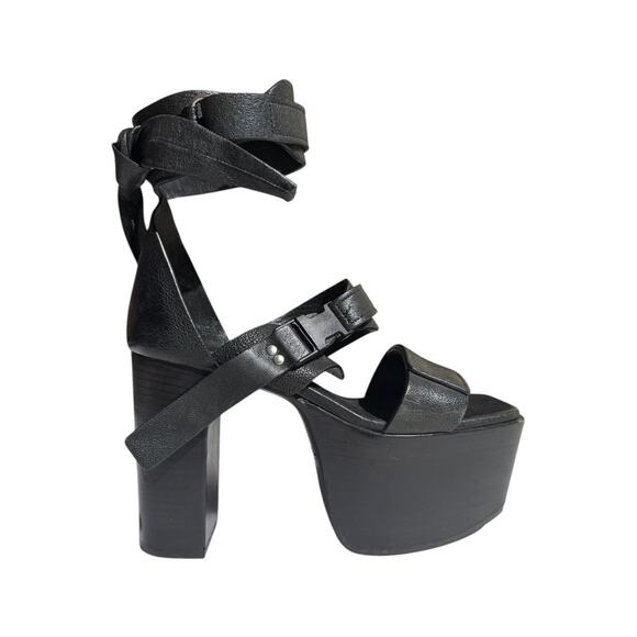 Platform gladiator kiss heel - Picture 1 of 4